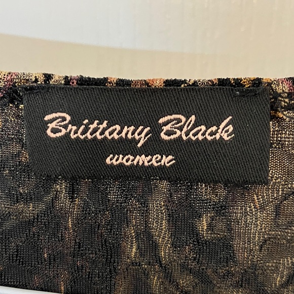 1X black and gold metallic top - Picture 2 of 7